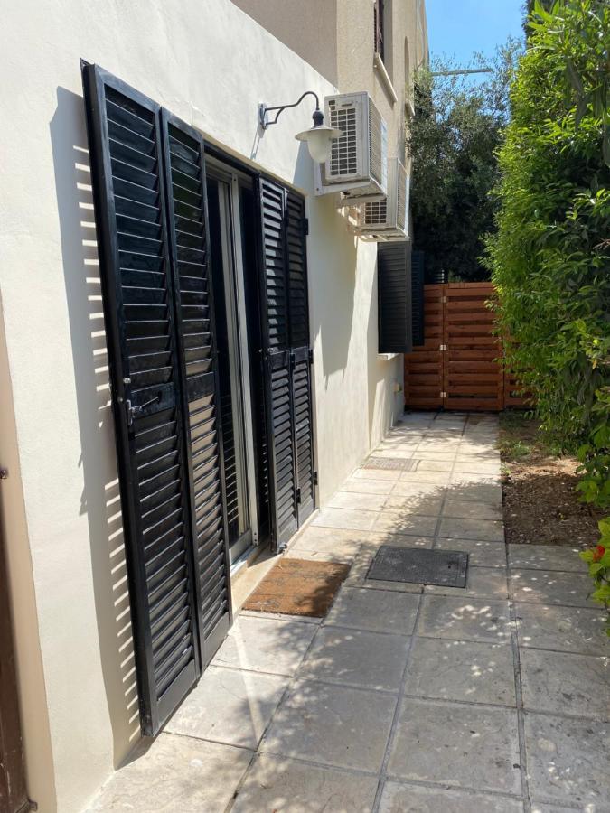 Dub House 2 Paphos Exterior photo